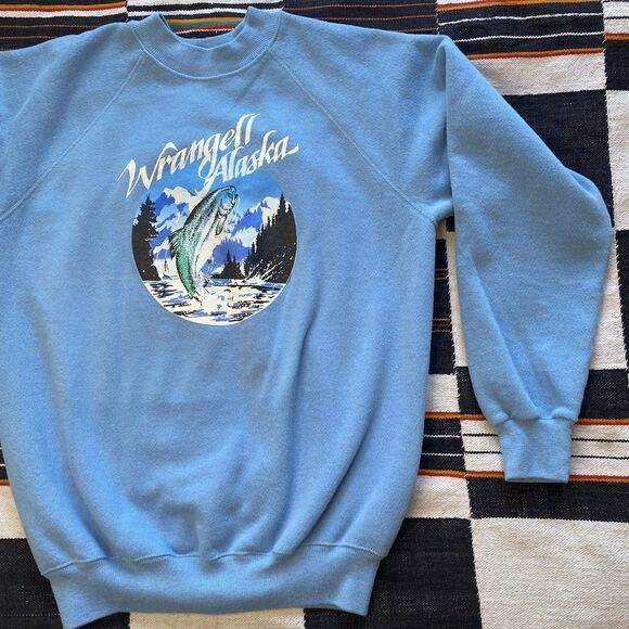 Vintage 70’s Hanes Crewneck Graphic Sweater. Alaska Graphic. USA. Medium. - Picture 8 of 13
